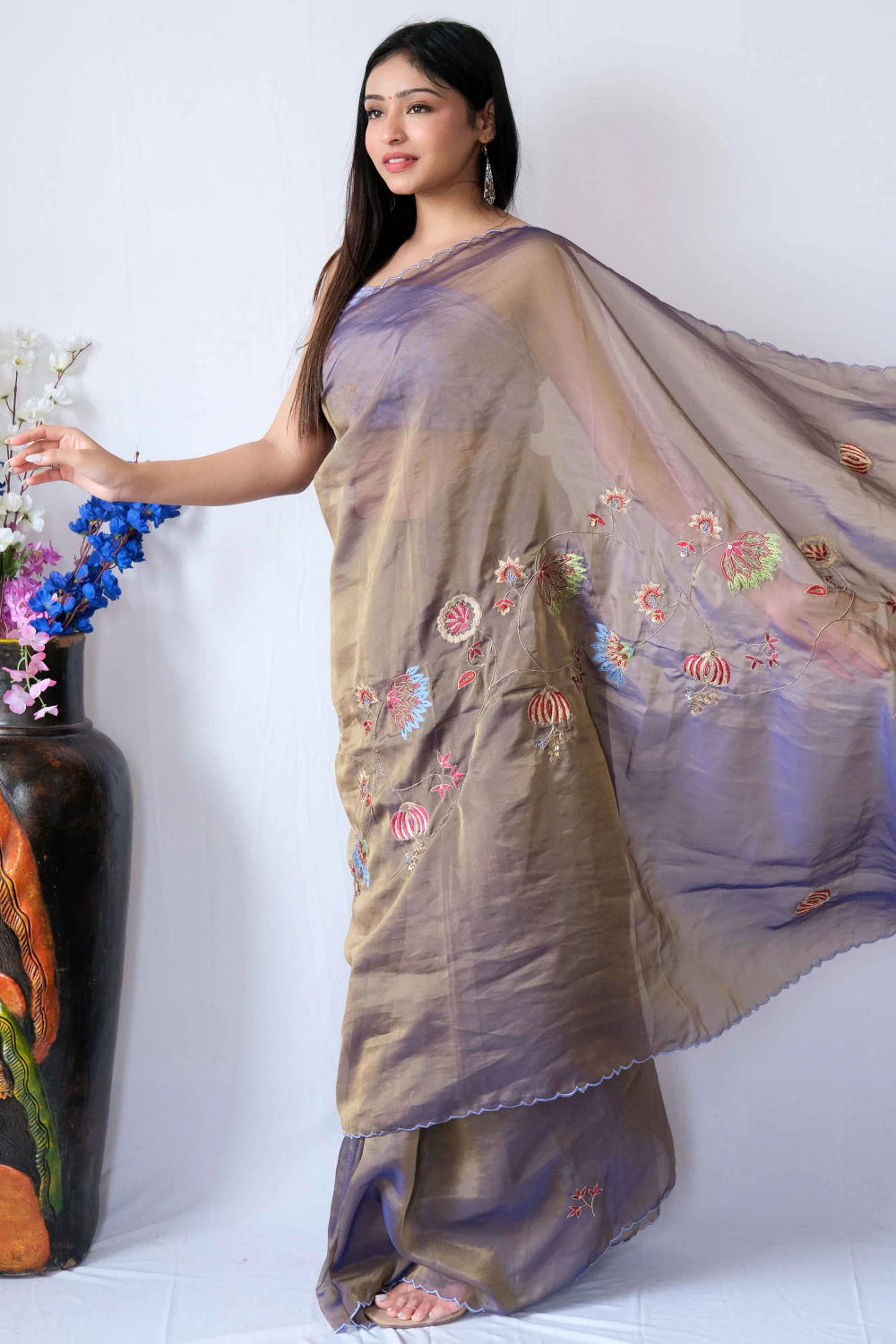 Dual shimmer tissue handwork saree
